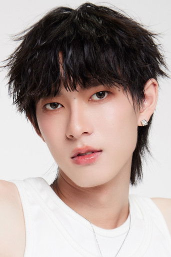 Foto de Pooh Krittin Kitjaruwannakul