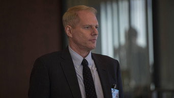 Noah Emmerich — photo 13