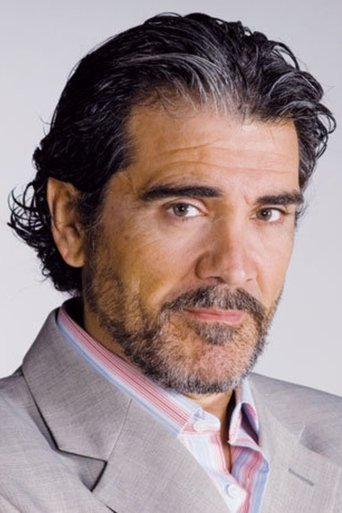 Image of Manuel Navarro