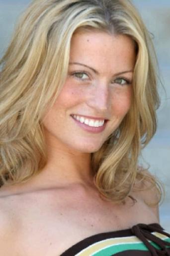 Christina Dare headshot