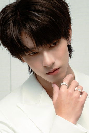 Foto de Pooh Krittin Kitjaruwannakul