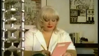 Com as Calças na Mão (1975)