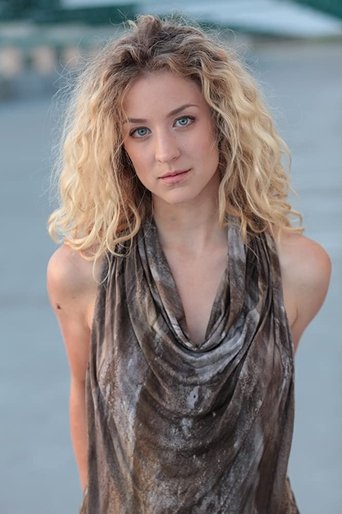 Image of Hallee Hirsh