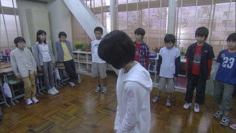第4話：Being Called A Thief By Everyone. Collapse Of The Class. Search For The Culprit. Teacher, Give Me My Friends Back!!
