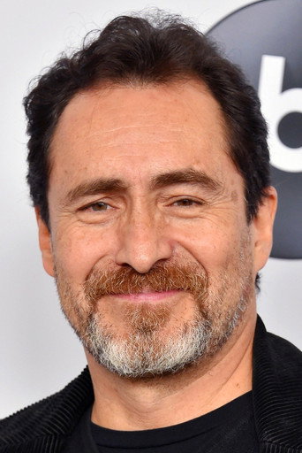 Demián Bichir