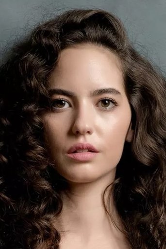 Imagine Ezgi Şenler
