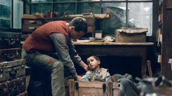 Оголені серед вовків (2015)
