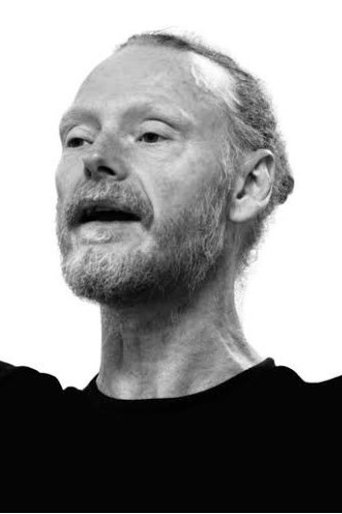 Adam Pudney headshot