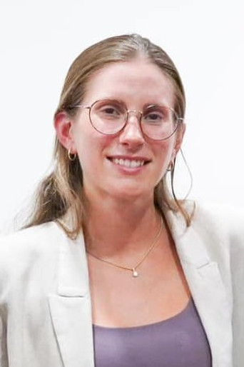 Adriana Tudela — 13