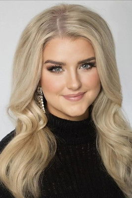 Madison Curtis headshot