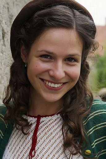 Veronika Khek Kubařová — photo 3