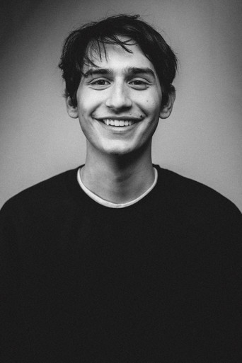 Nico LePeraの人物画像 2