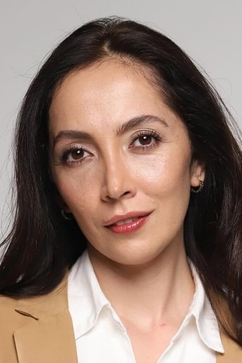 Imagine Burcu Baki