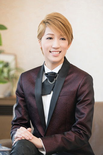 Foto de 真風涼帆