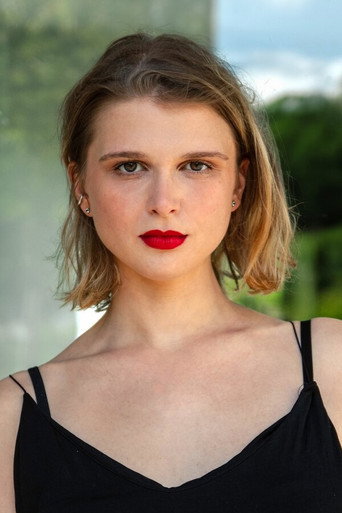 Chelsea von Holst photo 3
