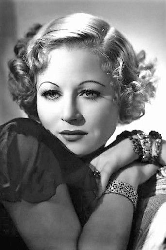 Sharon Lynn — photo 3