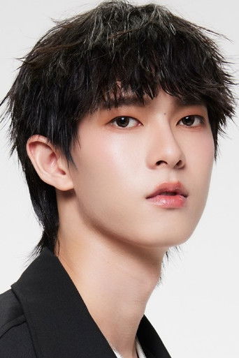 Foto de Pooh Krittin Kitjaruwannakul