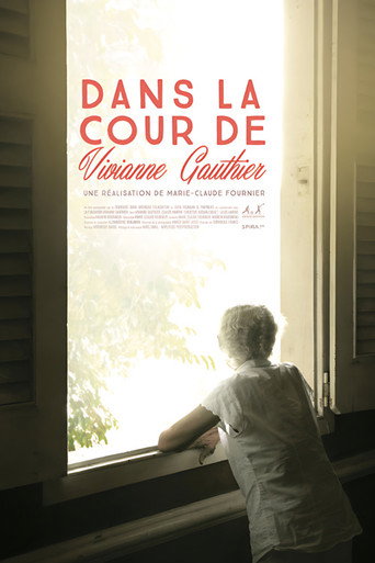 Dans la cour de Vivianne Gauthier (2017年)のポスター画像 - FindKey