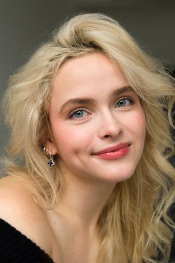 Alisa Kot is Дина