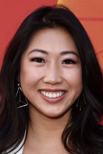 Shannon Dang headshot