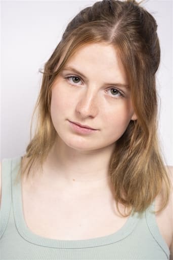 Image of Chloé Barkoff-Gaillard