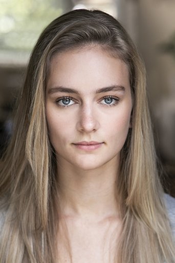 Image of Lucy Currey