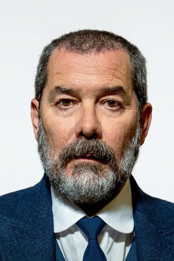 Fikret Kuşkan is Sinan