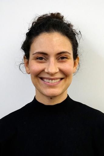 Bianca Cruzeiro headshot