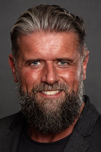 Sam Byrne headshot