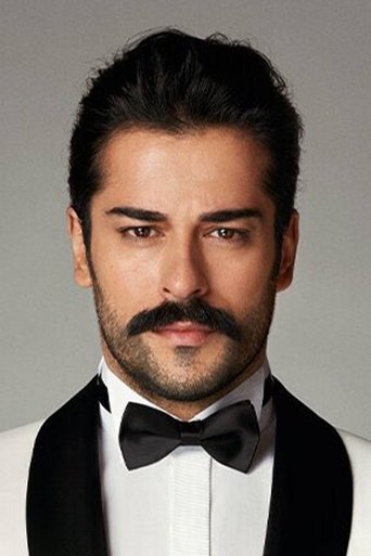 Image of Burak Özçivit