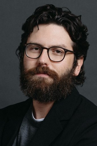 Morgan Evans headshot
