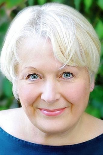 Barbara Marineau headshot