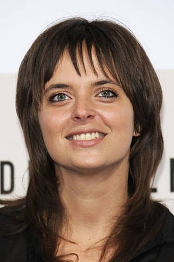 Alina Nedelea hace el papel de Domino Alina Nedelea