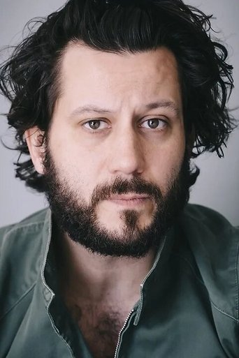Florian Cadiou headshot