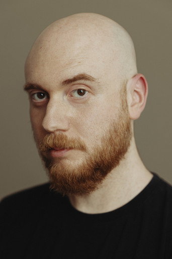 Isaac Baumanの人物画像 7