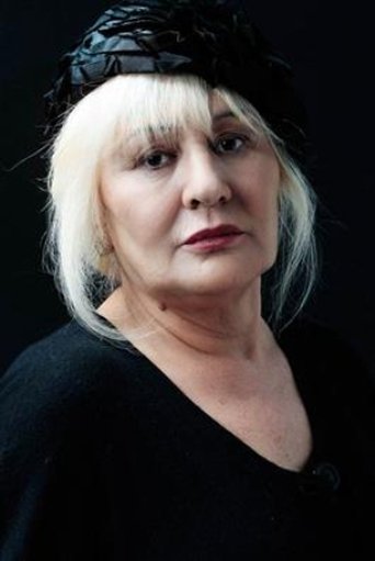 Imagine Ayşe Demirel