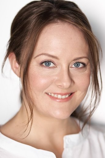 Anna-Mai Hoek headshot