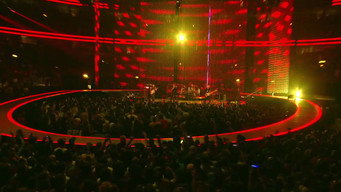 Vertigo 2005 // U2 Live from Chicago (2005)