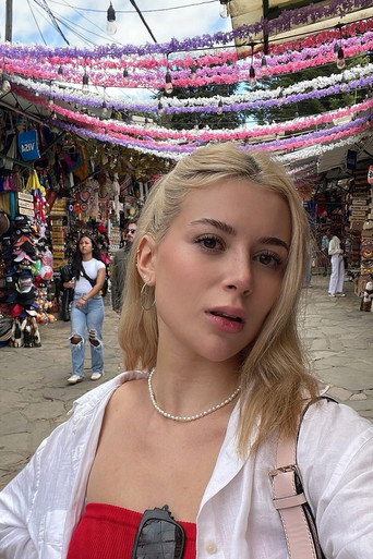 Angelique Lapiedra