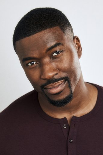 Victor Sho headshot