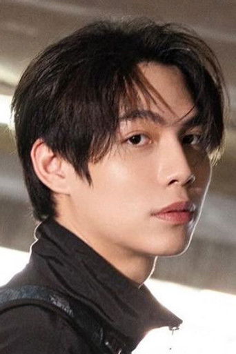 Foto de First Kanaphan Puitrakul