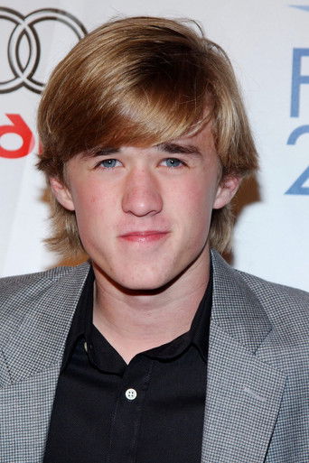 Haley Joel Osment — photo 3