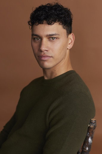 Jayden Daniels photo 2