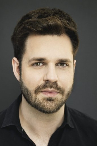 Philippe Gougeon headshot