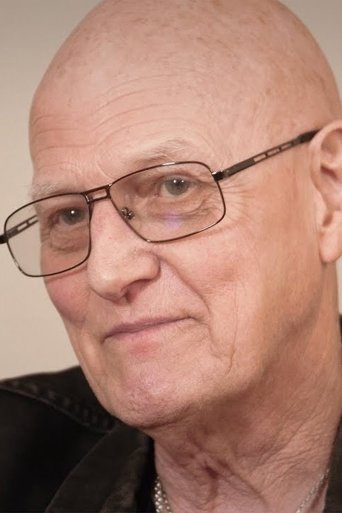 Image of Chris Slade