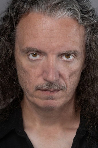 Caleb Paschallの人物画像 2