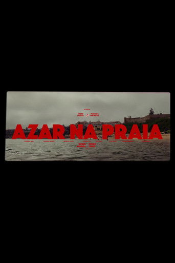 Azar na Praia poster