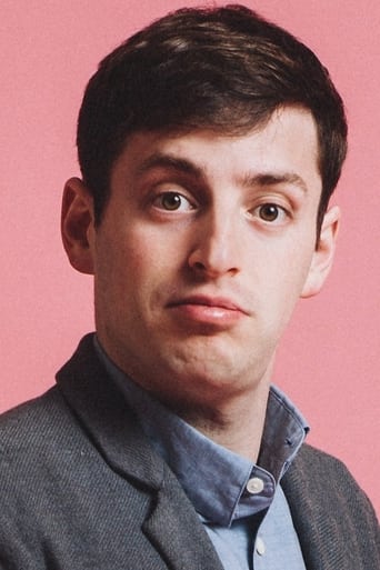 Alex Edelman headshot