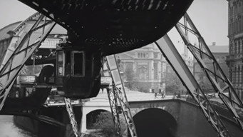 The Flying Train (1902)