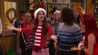 A Christmas Tori Aired in Season 2 Episode 12